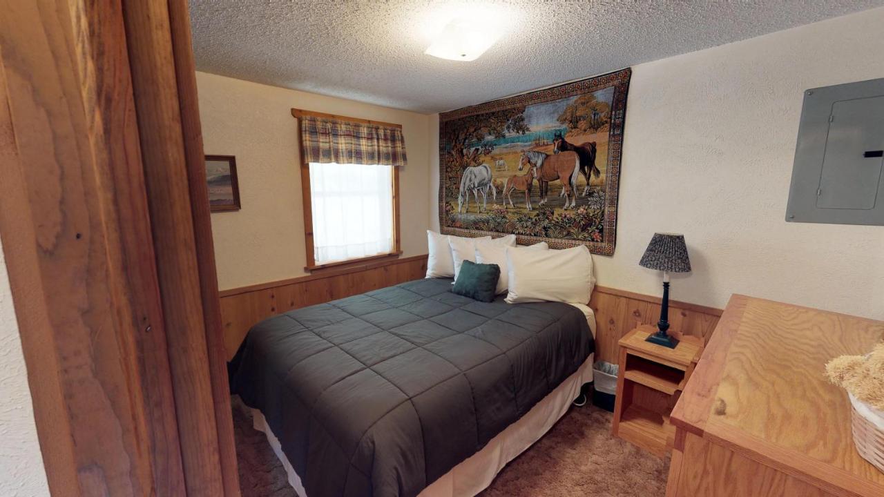 Birdwell Sheep Camp In Upper Valley With High Speed Wifi Red River Luaran gambar